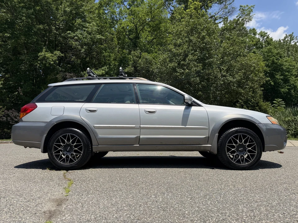 2005 Subaru Outback 3rd Gen - Image 22 of 31