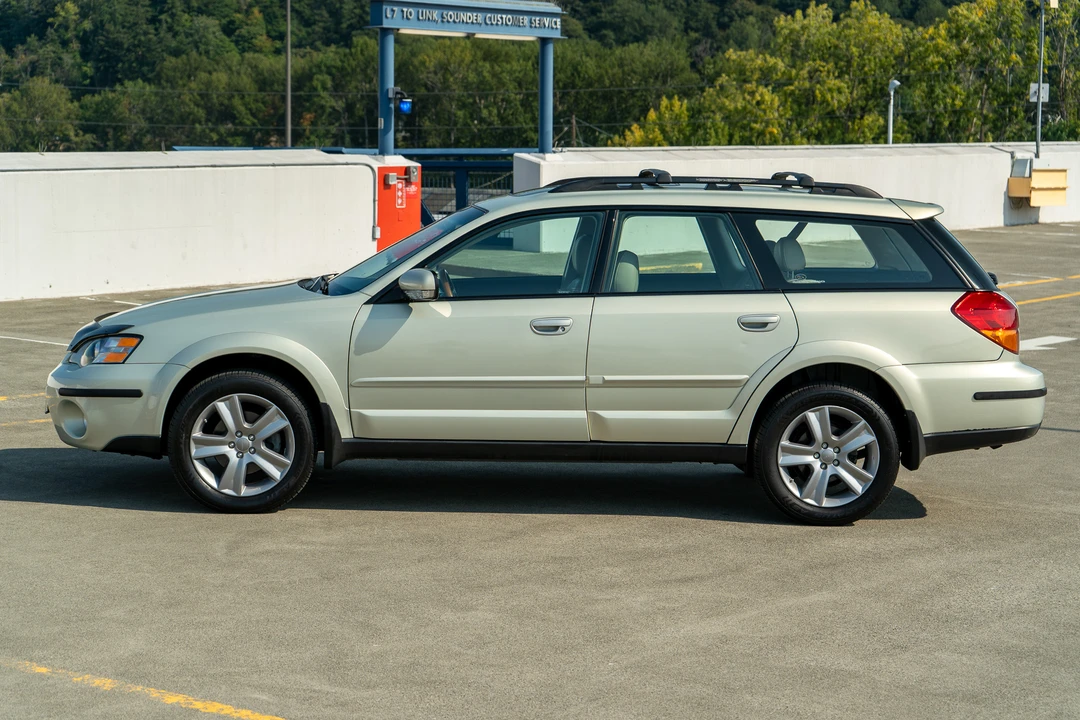 2005 Subaru Outback 3rd Gen - Image 4 of 31