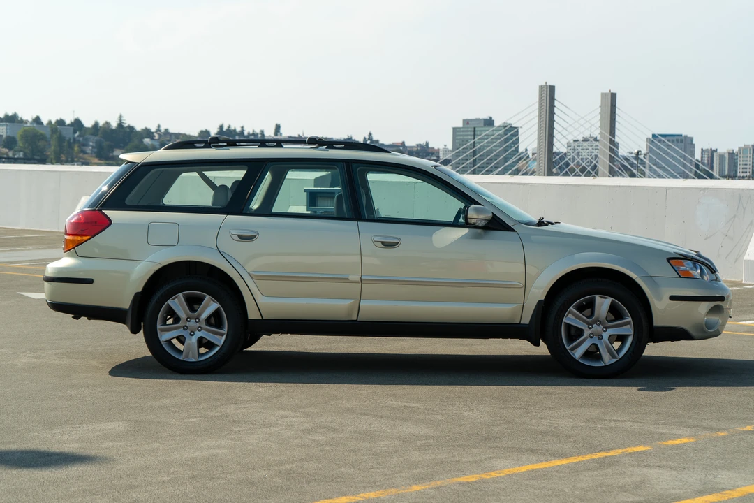 2005 Subaru Outback 3rd Gen - Image 13 of 31