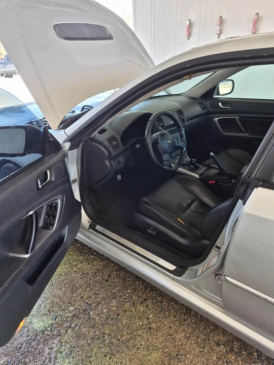 2005 Subaru Legacy 4th Gen - Image 4 of 15
