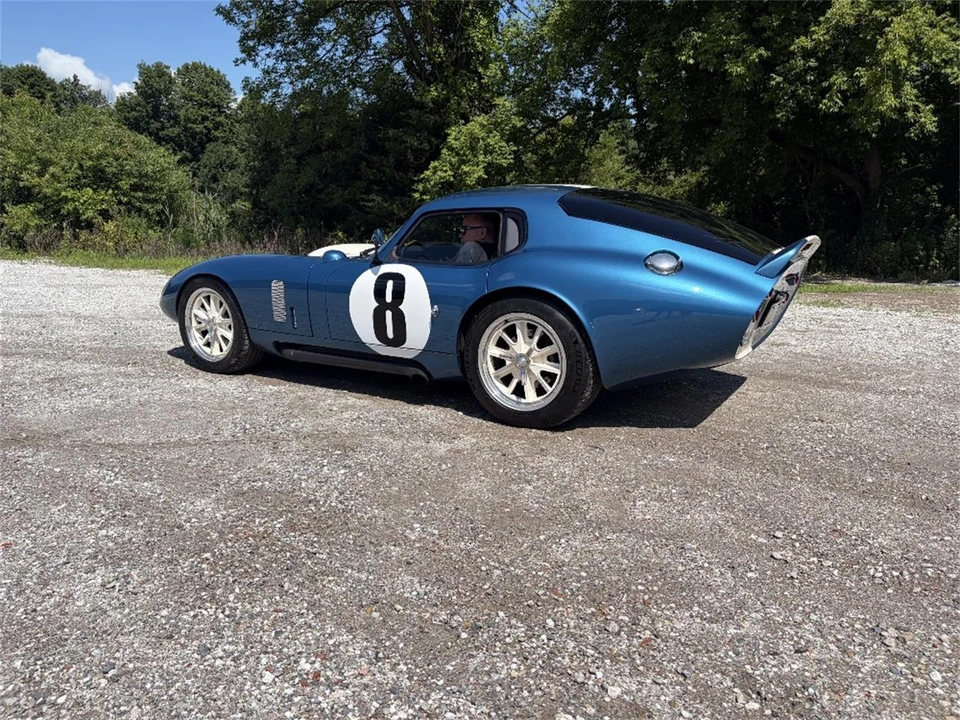 2005 Superformance - Image 5 of 25