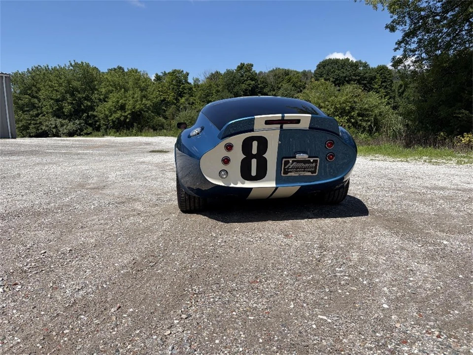 2005 Superformance - Image 6 of 25