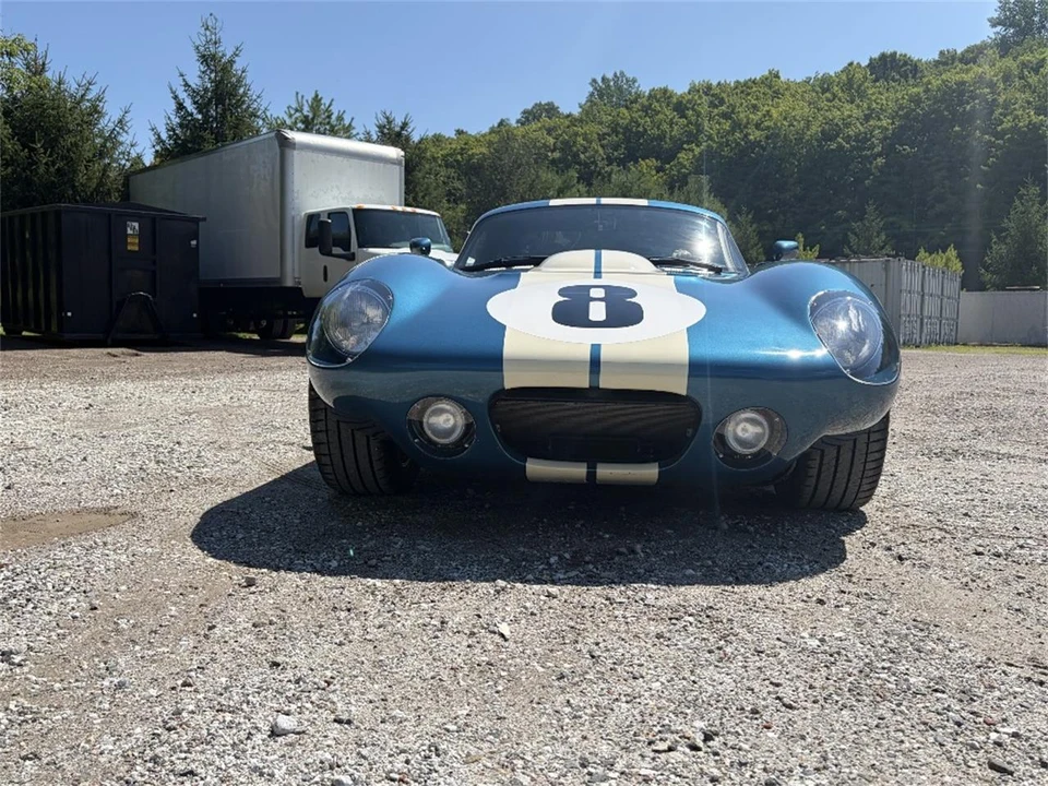 2005 Superformance - Image 3 of 25