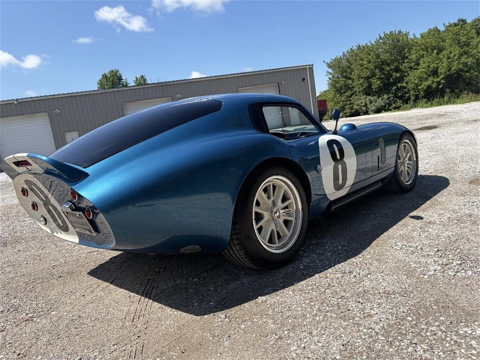 2005 Superformance - Image 7 of 25