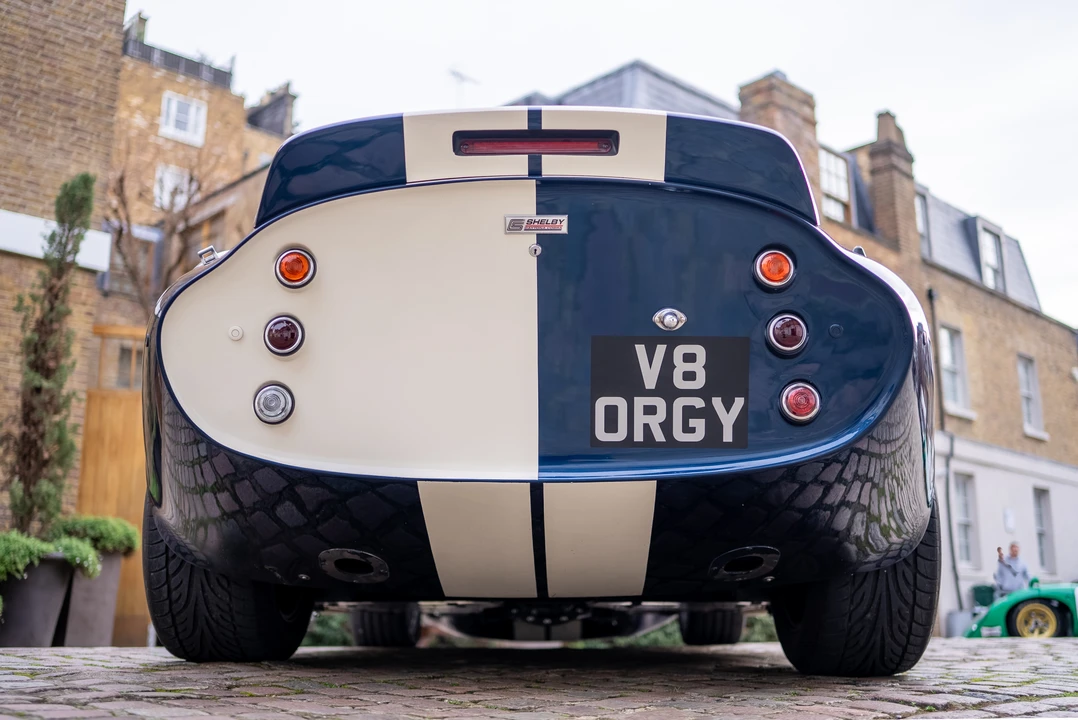 2005 Shelby Daytona Replica - Image 10 of 26