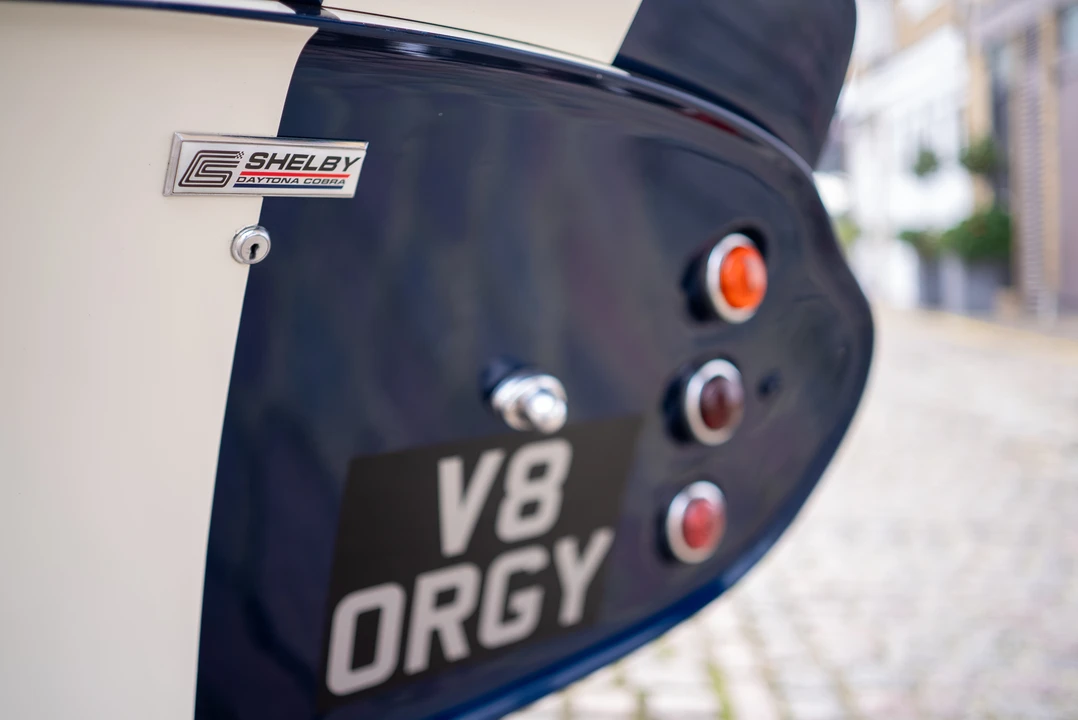 2005 Shelby Daytona Replica - Image 16 of 26