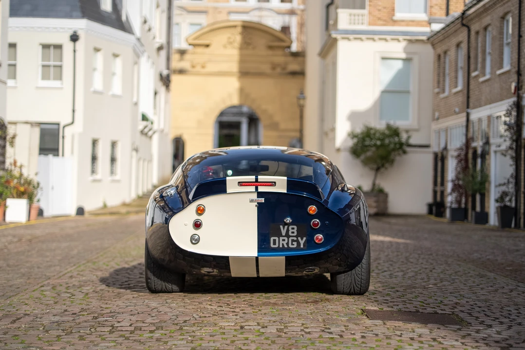 2005 Shelby Daytona Replica - Image 5 of 26
