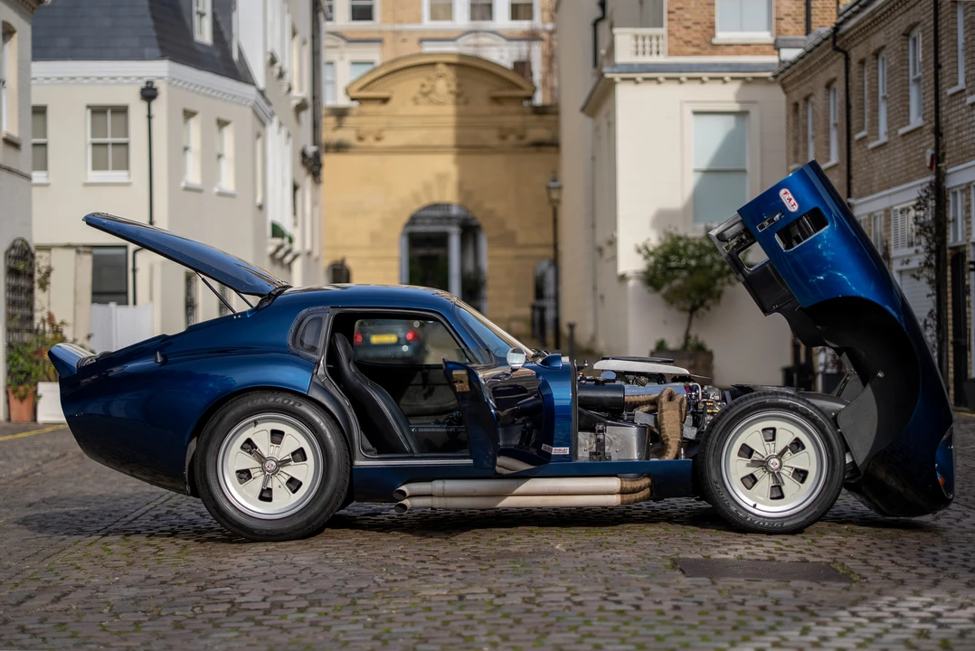 2005 Shelby Daytona Replica - Image 6 of 26