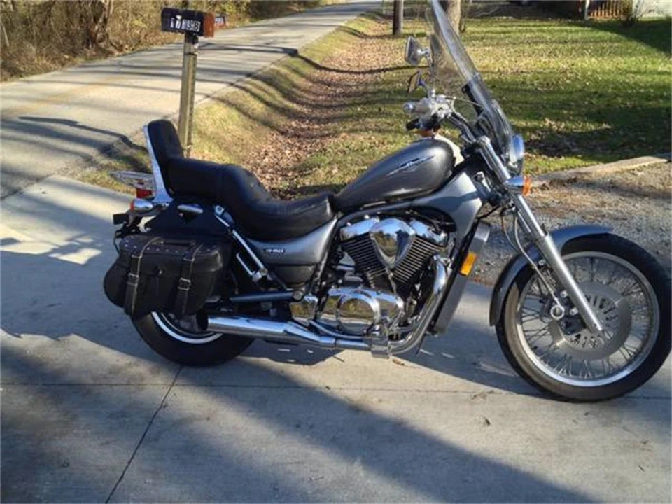 2005 Suzuki Boulevard - Image 2 of 2