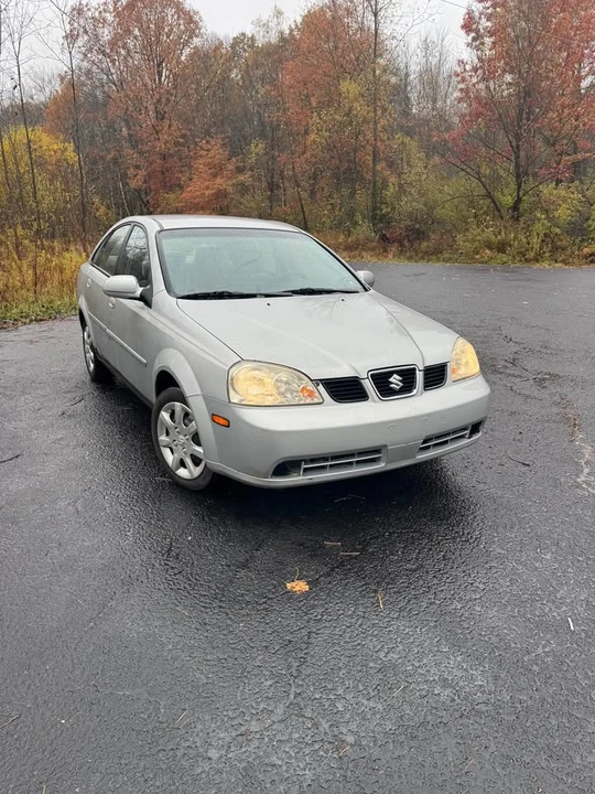 2005 Suzuki - Image 7 of 15