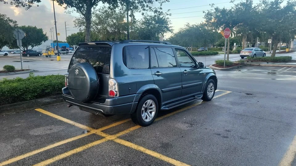 2005 Suzuki Vitara 2nd Gen - Image 3 of 4