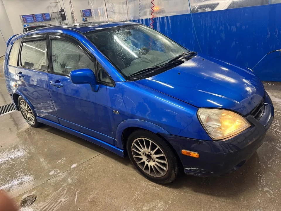 2005 Suzuki - Image 2 of 4