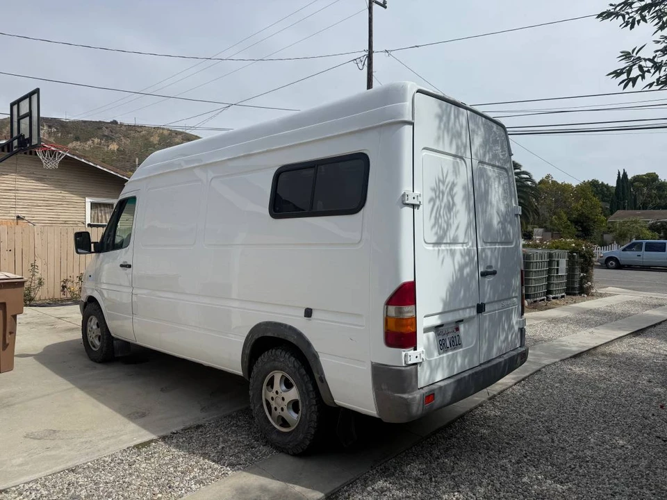 2005 Mercedes-Benz T1N Sprinter - Image 9 of 11