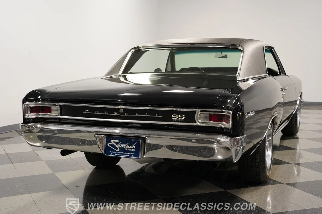 2005 Chevrolet Chevelle - Image 12 of 12