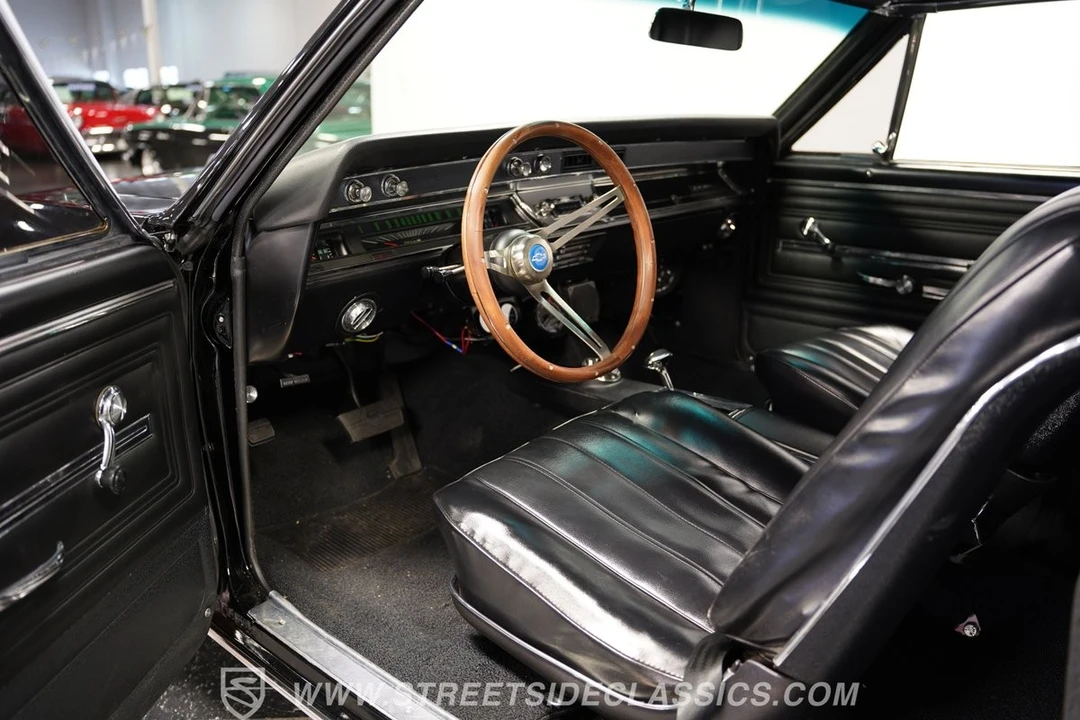 2005 Chevrolet Chevelle - Image 5 of 12