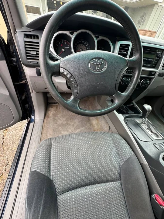 2005 Toyota 4Runner 4th Gen - Image 9 of 12