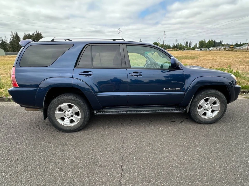 2005 Toyota 4Runner 4th Gen - Image 4 of 12
