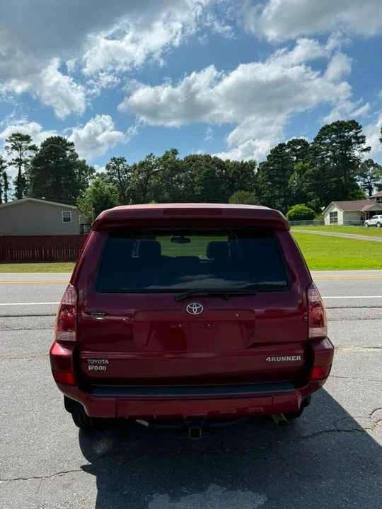 2005 Toyota 4Runner - Image 11 of 15