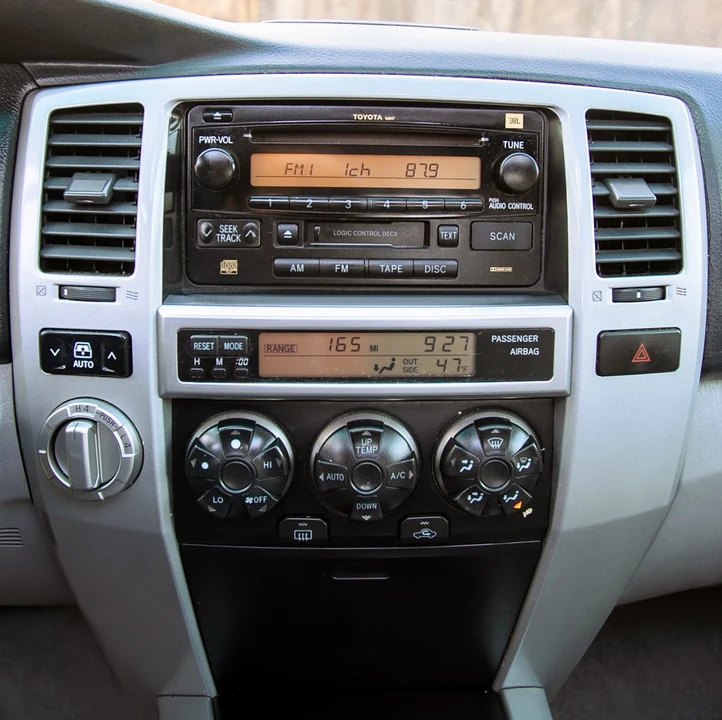2005 Toyota 4Runner 4th Gen - Image 17 of 19