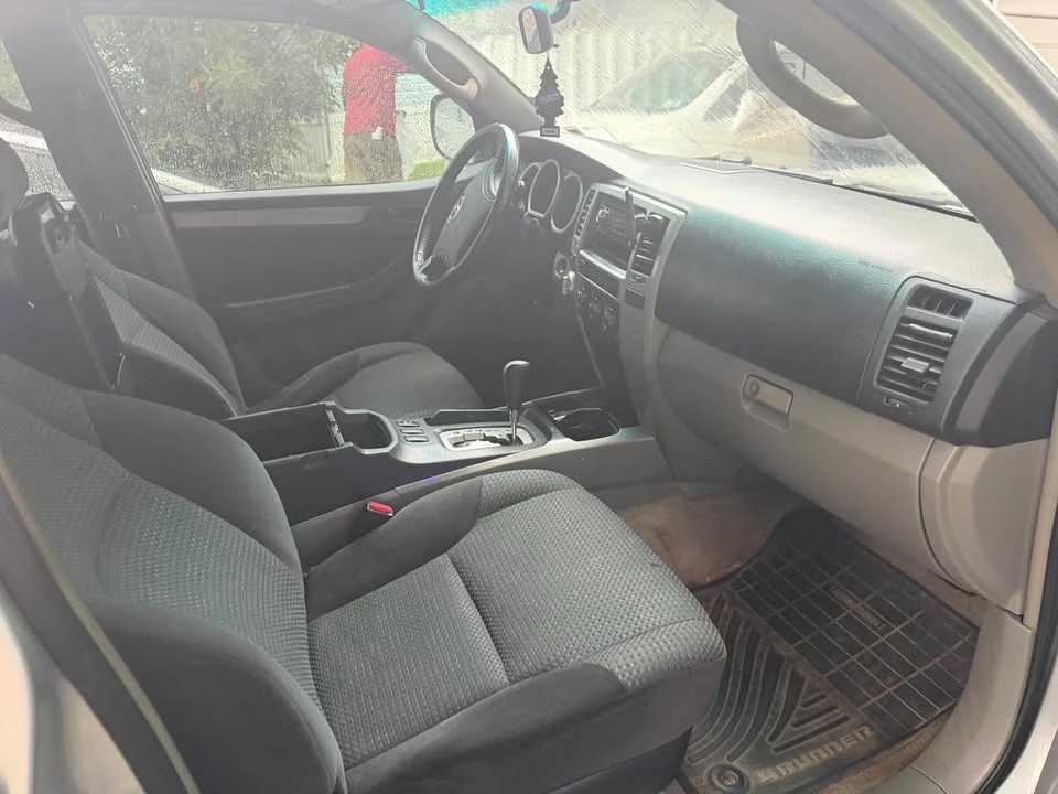 2005 Toyota 4Runner 4th Gen - Image 5 of 8