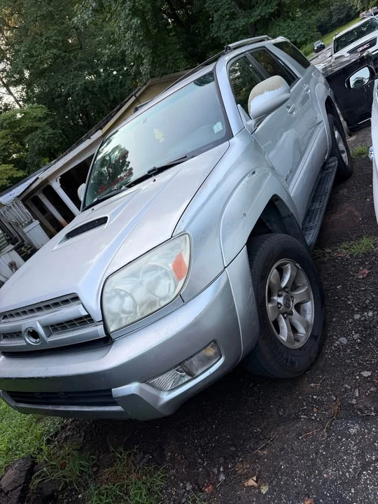 2005 Toyota 4Runner 4th Gen - Image 2 of 16
