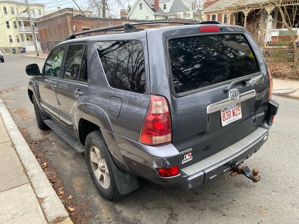 2005 Toyota 4Runner - Image 6 of 15