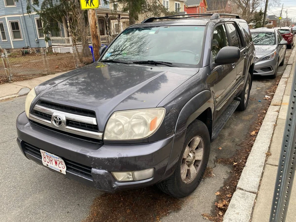 2005 Toyota 4Runner - Image 2 of 15