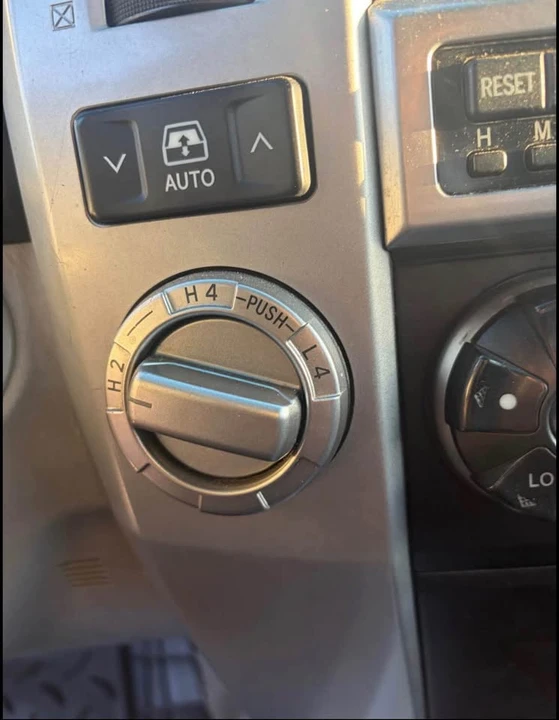 2005 Toyota 4Runner 4th Gen - Image 7 of 9