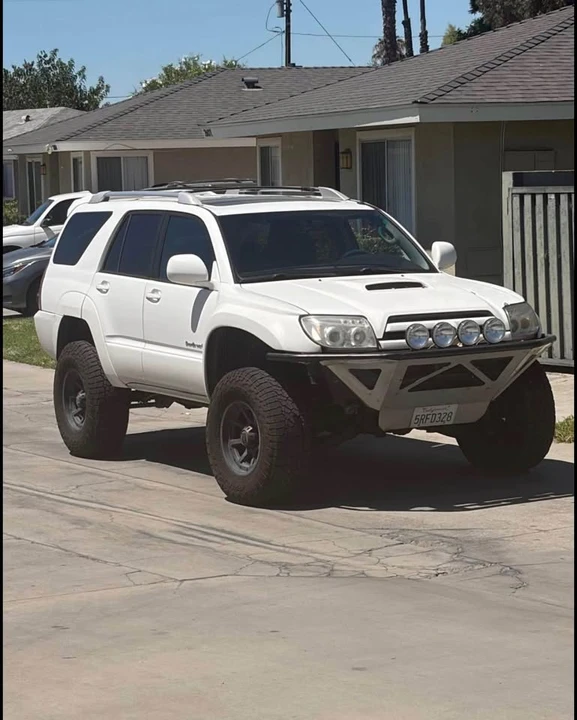 2005 Toyota 4Runner 4th Gen - Image 2 of 9