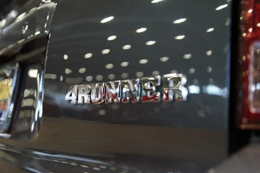 2005 Toyota 4Runner 4th Gen - Image 3 of 11