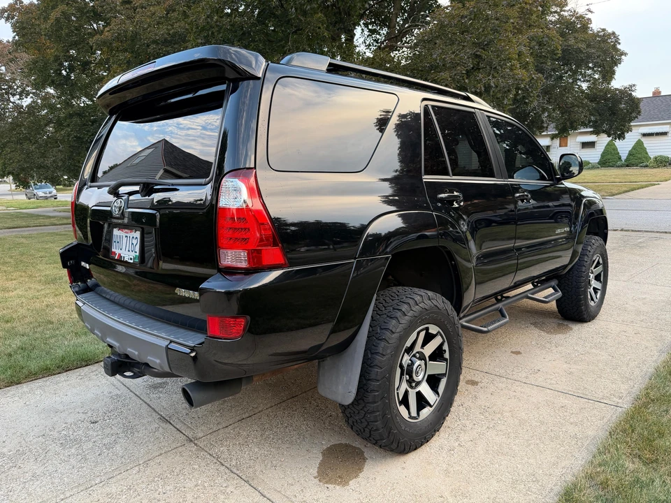 2005 Toyota 4Runner 4th Gen - Image 10 of 31
