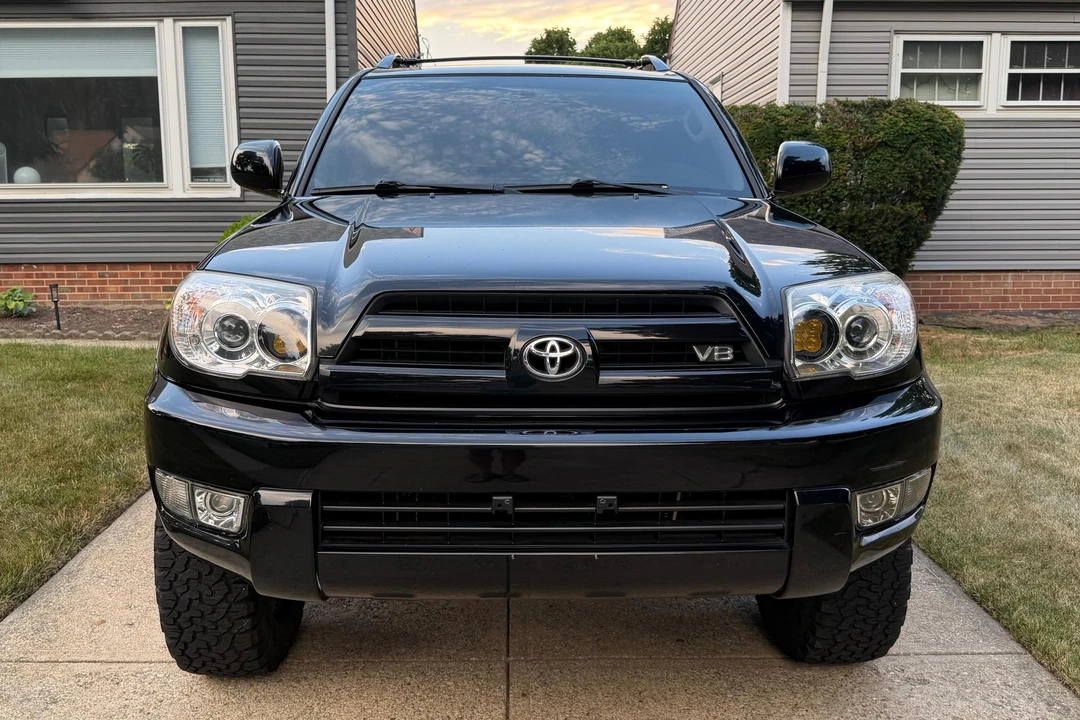 2005 Toyota 4Runner 4th Gen - Image 2 of 31