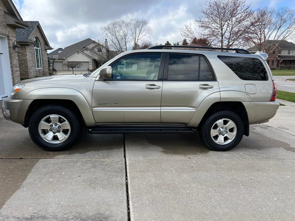2005 Toyota 4Runner 4th Gen - Image 8 of 31