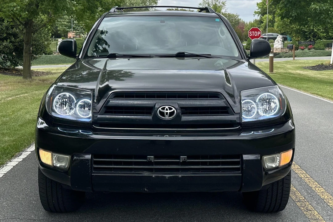 2005 Toyota 4Runner 4th Gen - Image 2 of 31
