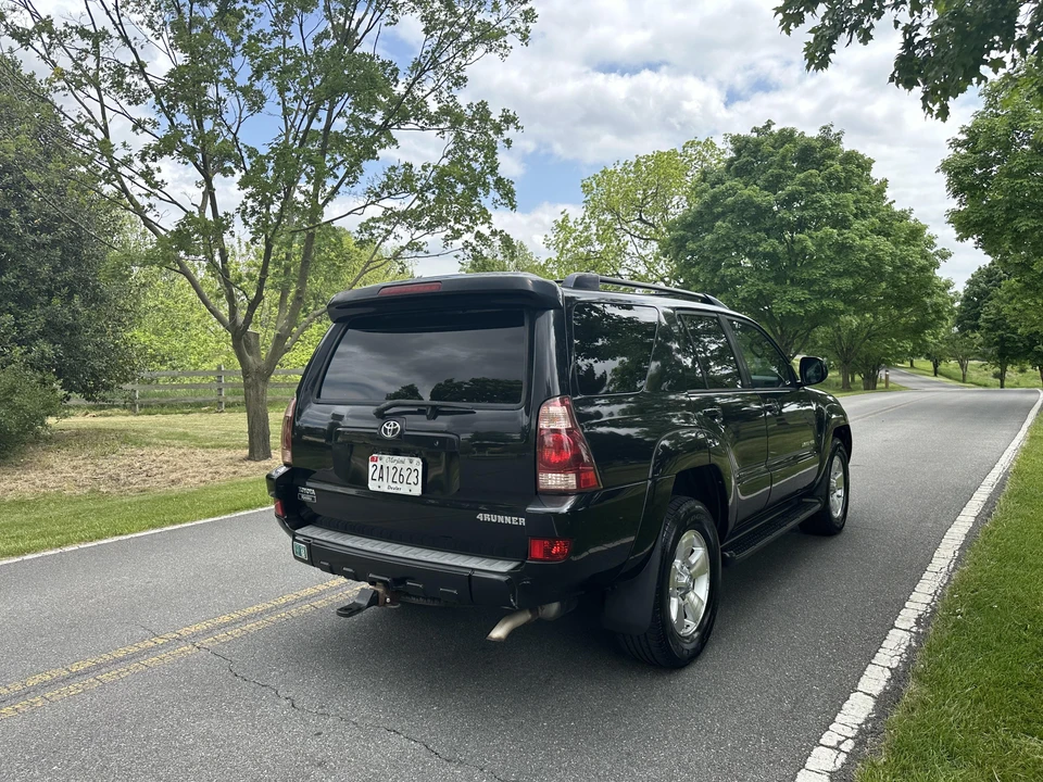 2005 Toyota 4Runner 4th Gen - Image 14 of 31
