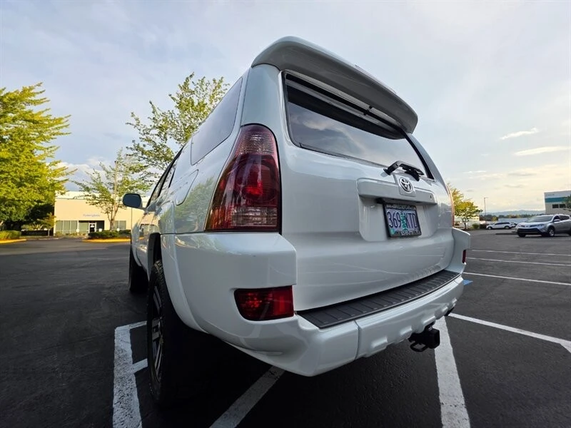 2005 Toyota 4Runner 4th Gen - Image 11 of 21