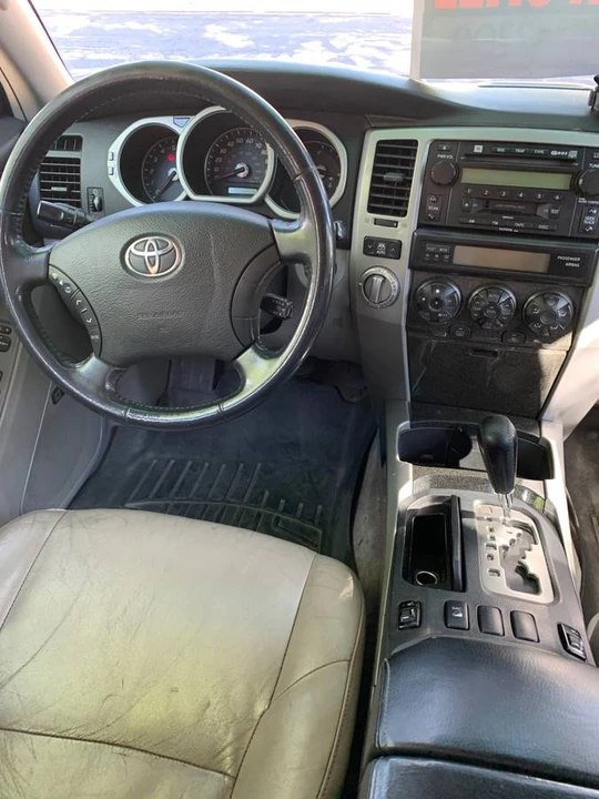 2005 Toyota 4Runner 4th Gen - Image 8 of 12