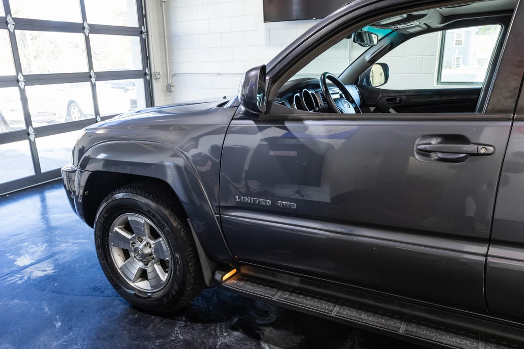 2005 Toyota 4Runner 4th Gen - Image 3 of 12