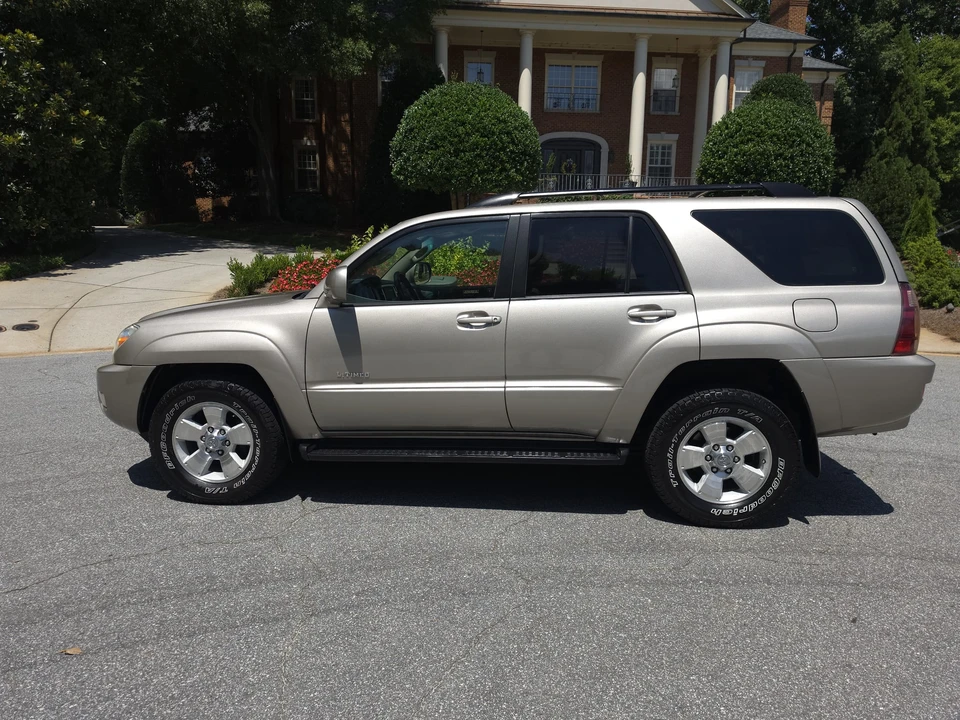2005 Toyota 4Runner 4th Gen - Image 3 of 31