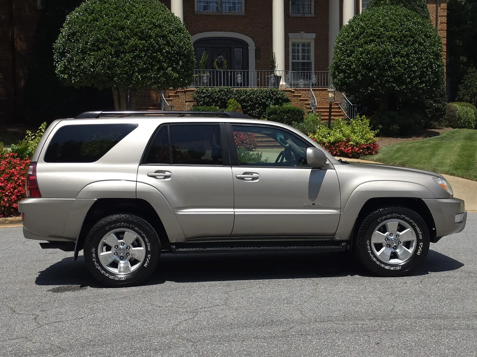 2005 Toyota 4Runner 4th Gen - Image 13 of 31