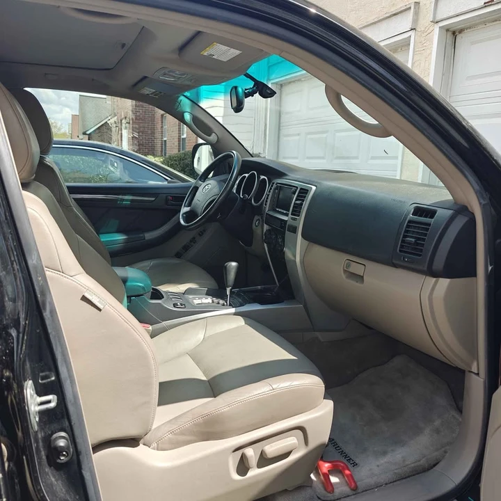 2005 Toyota 4Runner - Image 8 of 19