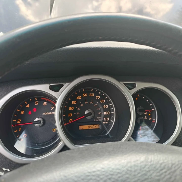 2005 Toyota 4Runner - Image 6 of 19