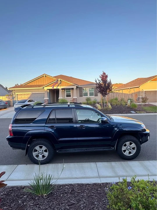 2005 Toyota 4Runner - Image 4 of 11