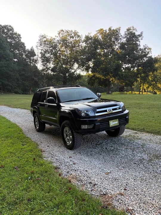 2005 Toyota 4Runner 4th Gen - Image 2 of 10