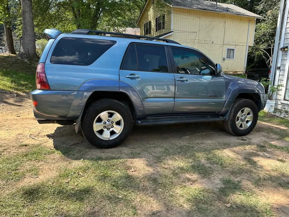 2005 Toyota 4Runner 4th Gen - Image 2 of 11
