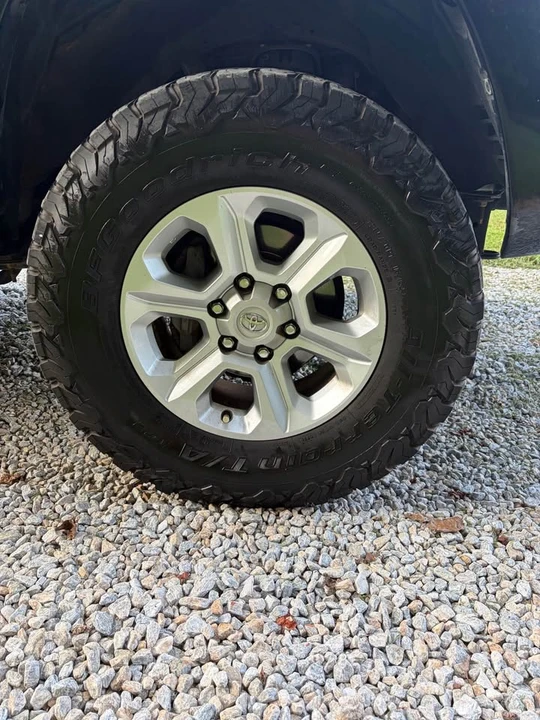 2005 Toyota 4Runner 4th Gen - Image 8 of 10