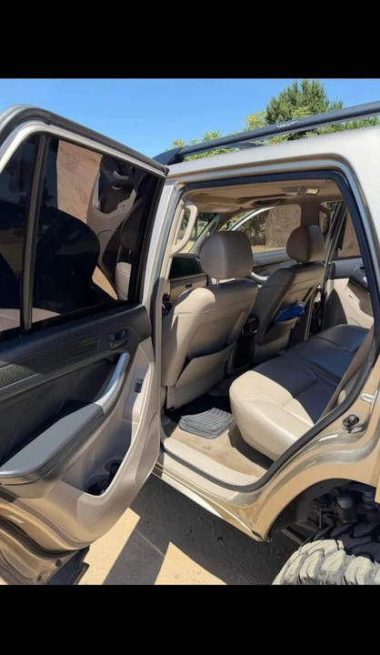 2005 Toyota 4Runner 4th Gen - Image 5 of 11