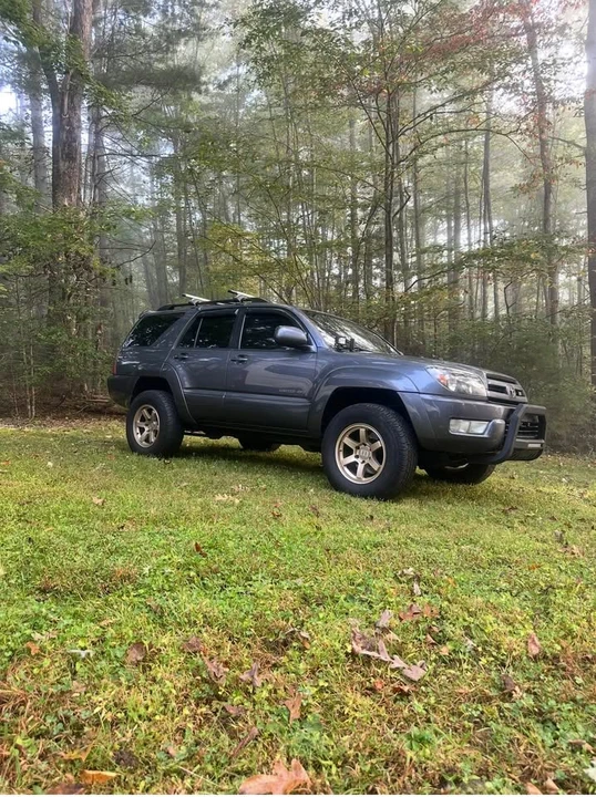 2005 Toyota 4Runner 4th Gen - Image 2 of 10
