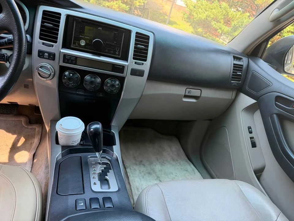 2005 Toyota 4Runner 4th Gen - Image 12 of 15