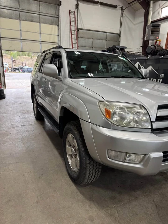 2005 Toyota 4Runner 4th Gen - Image 2 of 14